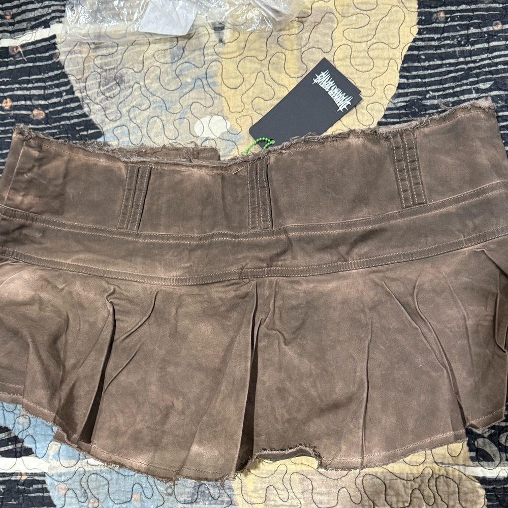 Dolls kill Darker wavs mini skort in brown XL - Picture 2 of 12